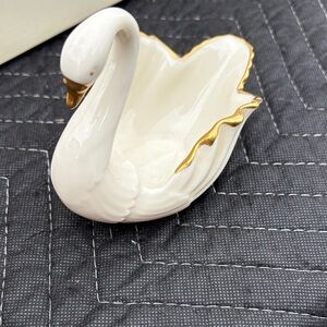 Lenox White and Gold Decorative Swan
